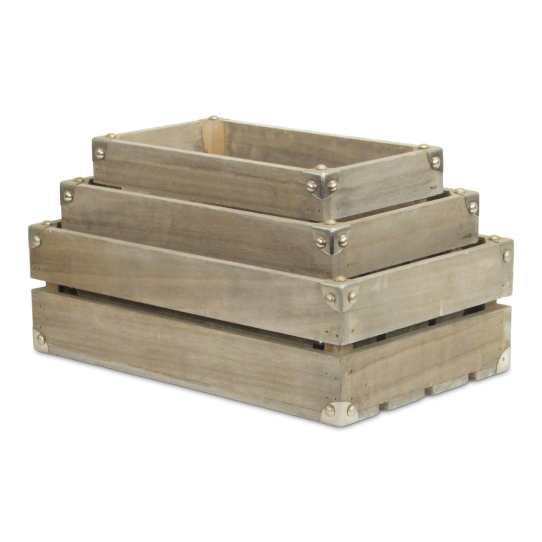 CHEUNGS Rustic Farmstead Studded Rectangular Wood Crate Set