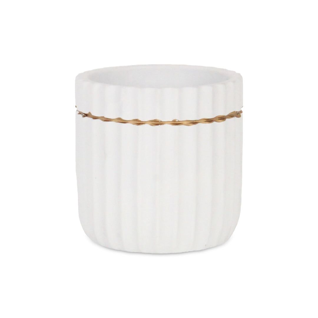 CHEUNGS Aurine Round Gold Trimmed Ridged Ceramic Pot - Small - White