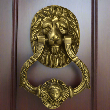 Copper Mountain Hardware 7 1/2 Inch (3 3/4 Inch c-c) Large Ornate Lion Door Knocker (Antique Brass Finish)