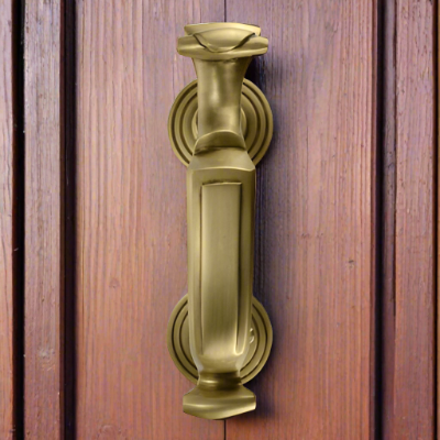 COPPER MOUNTAIN HARDWARE 8 Inch (5 Inch c-c) Traditional Doctor's Door Knocker (Antique Brass Finish)