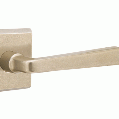 EMTEK Sandcast Cimarron Lever With Square Rosette