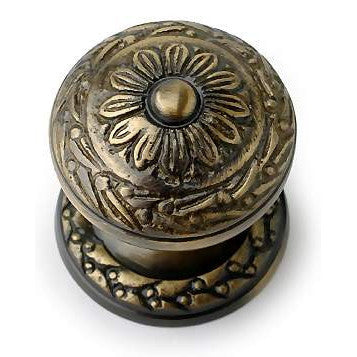 COPPER MOUNTAIN HARDWARE 1 1/4 Inch Ornate Round Solid Brass Knob (Antique Brass Finish)