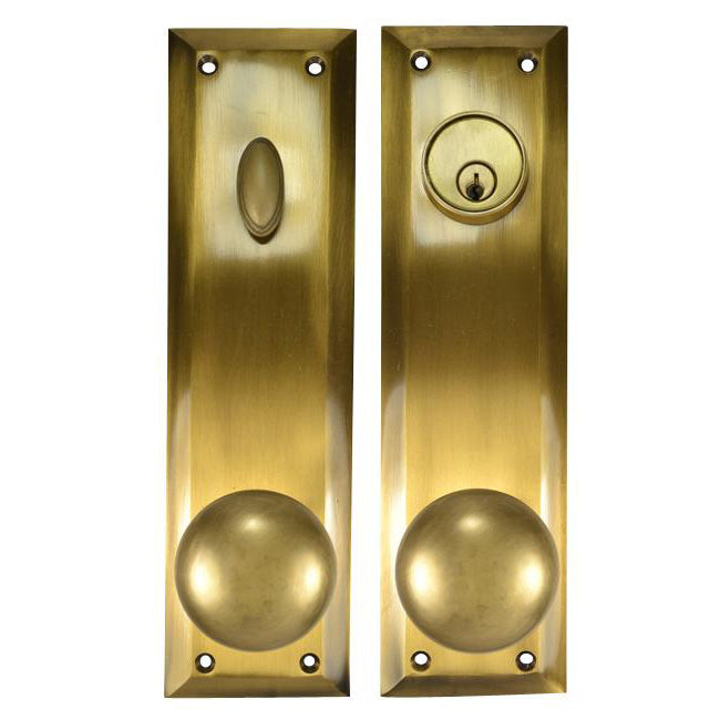 COPPER MOUNTAIN HARDWARE Quaker Style Deadbolt Entryway Set (Antique Brass Finish)